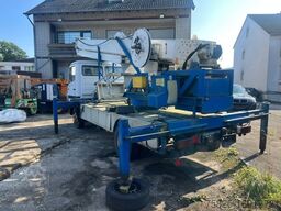 MERCEDES-BENZ 814 Dachdeckerkran Klaas 28-7 28Meter Fernbedien