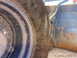 Caterpillar 908M - Quick Coupler / Automatic Greasing / For...