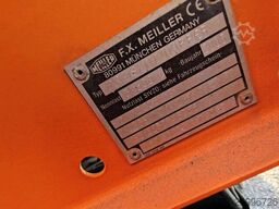 MAN L2000 4x4 10.220 + Army Shelter container