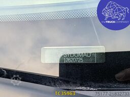 Peugeot Boxer 2.0 HDI BOX + LIFT - ONLY ONE PART OF REG...