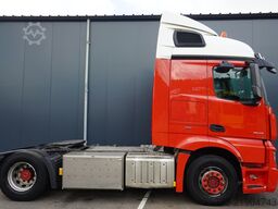 Mercedes-Benz Actros 1943 tractor unit