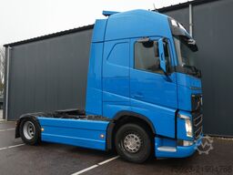 Volvo FH 480 LNG Globetrotter tractor unit