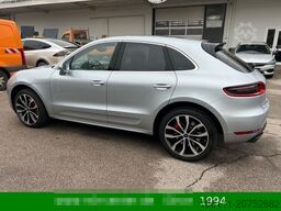 PORSCHE Macan Turbo 3,6L V6 PANO/BOSE/CARBON/ALCANTARA
