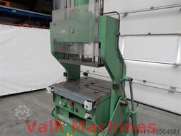 Sab Multiplus 20 Ton