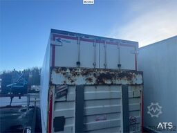 HFR box semi-trailer with refrigeration/freezer unit