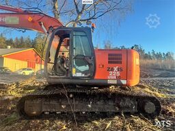 Hitachi ZX225USRLC-3 crawler excavator with rototilt and 2
