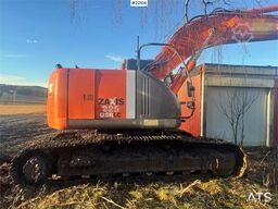 Hitachi ZX225USRLC-3 crawler excavator with rototilt and 2