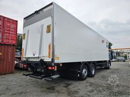 Volvo FM330 6x2 FRIGOBLOCK Multizone Lift/Lenk