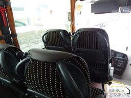 SCANIA Touring 55 Sitze