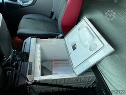 Volvo FH 13.420 Globetrotter / Mega / 2x Tank