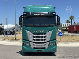 Iveco S WAY 530