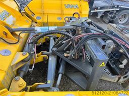 Vama EAU4800K folding wing plow for truck