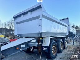 Maur Triple-Axle Trailer