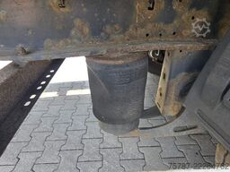 KRONE Gardine Lowliner, Joloda-Schienen, Hubdach