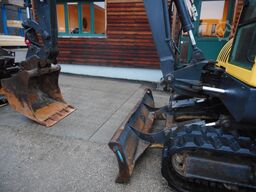 Terex TC75 mit 5 Löffel