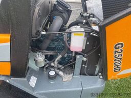 Giant G2500HD Xtra NIEUW !! Met bak en lepels