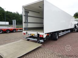 MAN TGM 15.290 Trekker + Heiwo city trailer geisole...