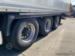 Krone N/A SD / Closed Box / Dhollandia / 1x Lift Axle