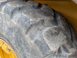 BELL B25E / 2019 BJ / 6.717 H / Heckklappe