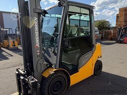 Jungheinrich TFG 425s 4v/ 4757h