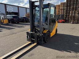 Jungheinrich TFG 425s 4v/ 4757h