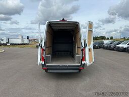 MERCEDES-BENZ Sprinter 317 CDI KA/L2H2/3665/MBUX/KAMERA/NAVI/A