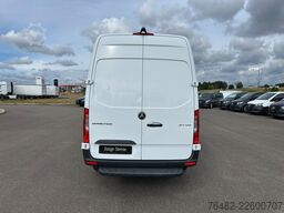 MERCEDES-BENZ Sprinter 317 CDI KA/L2H2/3665/MBUX/NAVI/AUTOMATI