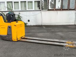 Jungheinrich ERE 225 Lion 2400mm/ 2021y