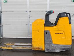 Jungheinrich ERE 225 batt2025/ 2t