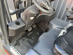 Linde E15-02