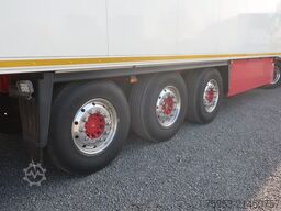 Schmitz Cargobull SKO 24 Rohrbahn Thermo King SLXe300 Whisper