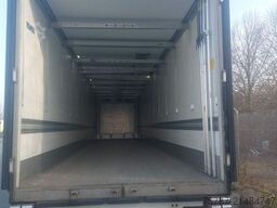SCHMITZ CARGOBULL Tiefkühler, Doppelstock, Diesel/ Strom