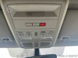 VOLKSWAGEN T6.1 BOTT REGALS. TEMP. SHZ NAVI KLIMA 1.HAND