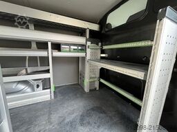 VOLKSWAGEN T6.1 BOTT REGALS. TEMP. SHZ NAVI KLIMA 1.HAND