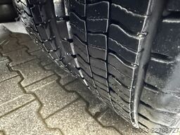Mercedes-Benz Atego 818 Hegla Glasreff