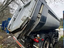 Carnehl asphalt trailer