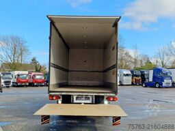 Mercedes-Benz Actros 1833 4x2 - Bussbygg box sidedoors - Load...