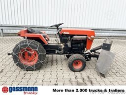 Hako V 490 mit Schneeschild und Ketten