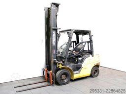 Hyundai 25D-9