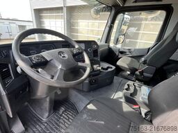 MERCEDES-BENZ Arocs 3242 8x4 4 Achs Muldenkipper Carnehldeutsc