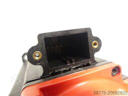 Fanuc A06B-0377-B577 # 7000 AC Servo Motor SN: C991F2251