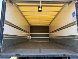 MERCEDES-BENZ ATEGO 1524 L Koffer 5,1 m LBW 1 T*Klima+Euro 6 D