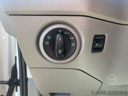 VW CRAFTER 2.0 TDI 9 SITZER AUTOMATIK KLIMAAUTO PDC