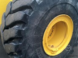 Komatsu WA475-10E0