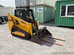 Gehl RT105
