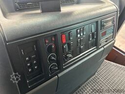 MERCEDES-BENZ ECONIC 2633 HN TERBERG 1. D- kommunale Hand