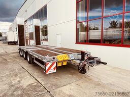 Möslein TT 31 F  31 t GG Tridem- Tieflader 3 Achs, gelenktNeufahrzeug