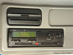 MERCEDES-BENZ Atego 818 KOFFER LBW KLIMA BLATT/LUFT