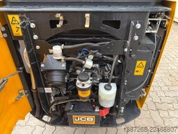 JCB 15C-1 / 825 H /  3 x Löffel / Kabine