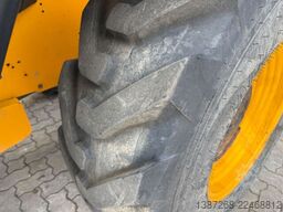 JCB 535-95 / 2017 BJ / 2.675 H